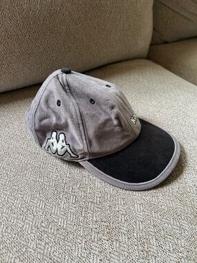 Kappa Two-Tone Grey and Black Logo Cap Men’s